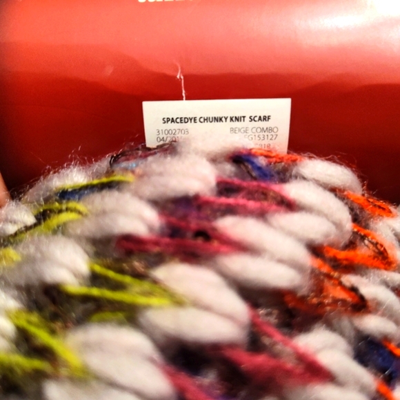 🌀🆕Chunky Infinity Scarf - Picture 4 of 4